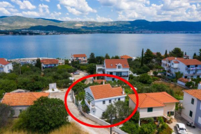 Apartments by the sea Arbanija, Ciovo - 11789